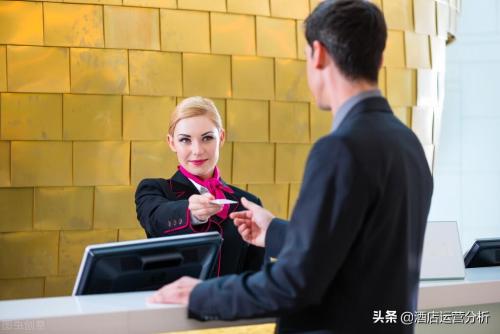 The importance of hotel front desk here
